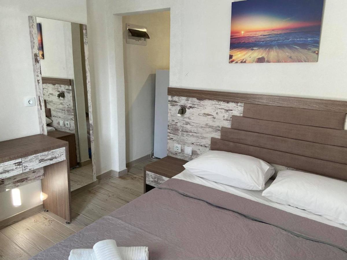 Apartments Miki Polychrono Ngoại thất bức ảnh