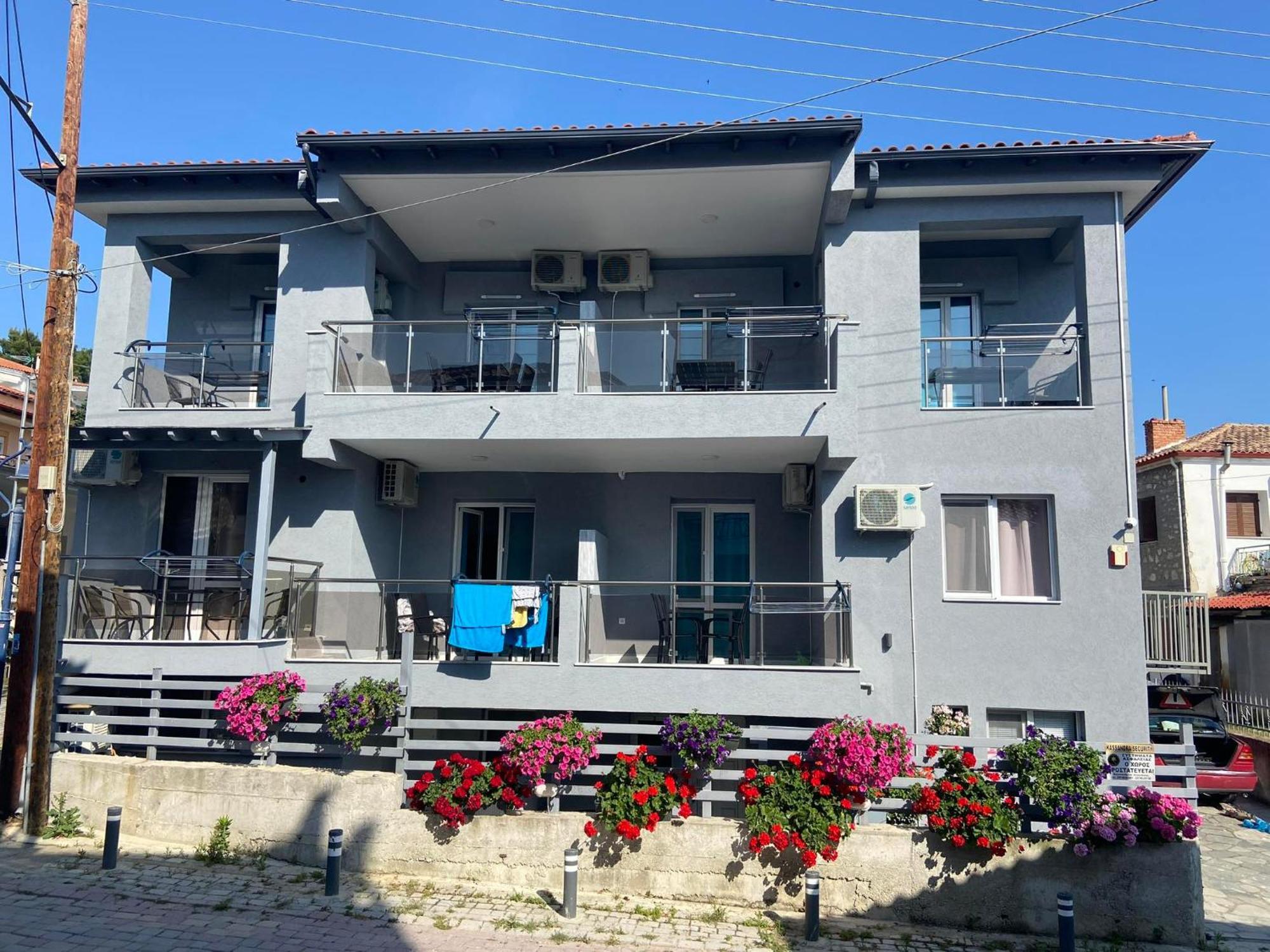 Apartments Miki Polychrono Ngoại thất bức ảnh