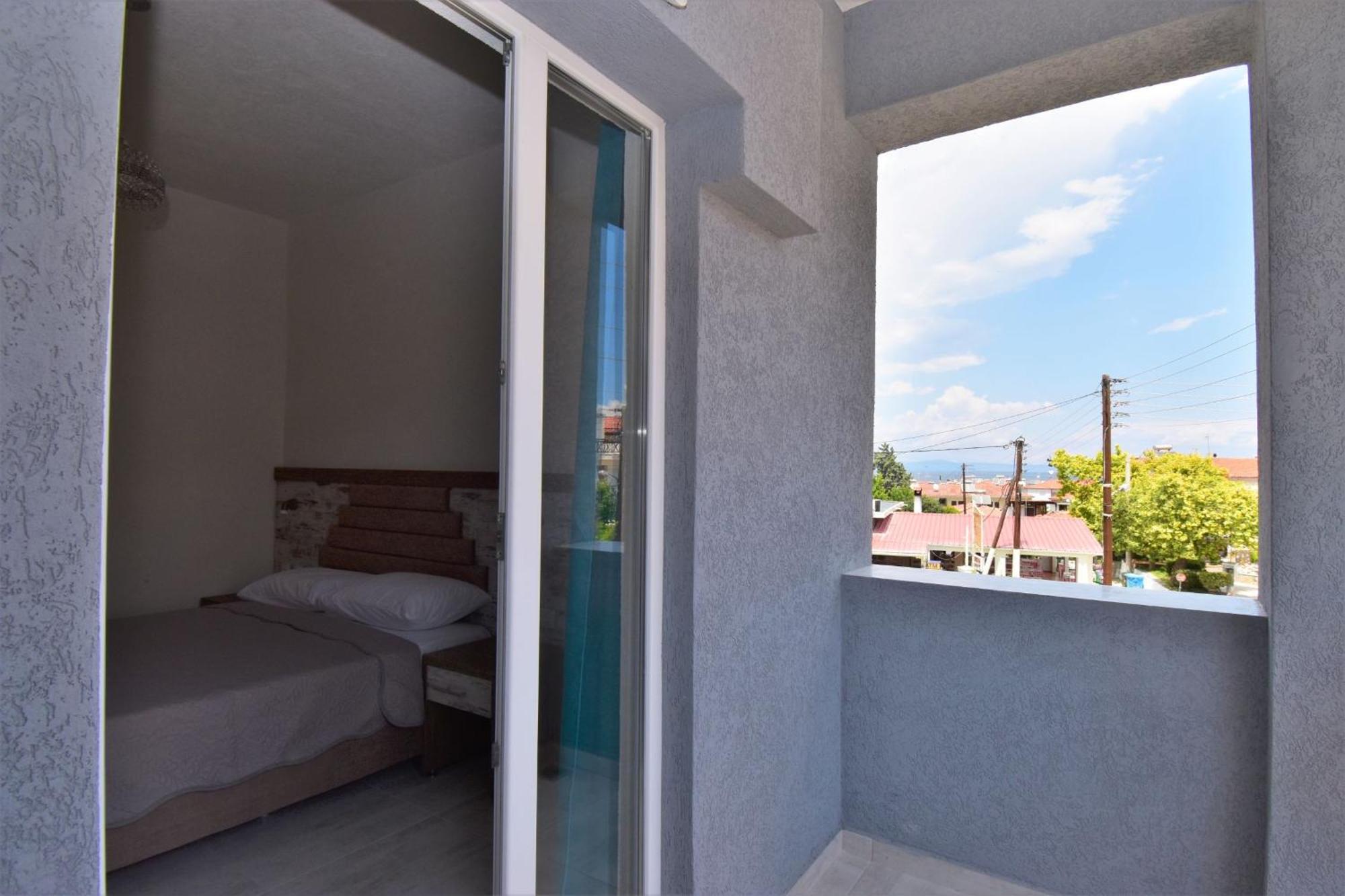 Apartments Miki Polychrono Ngoại thất bức ảnh