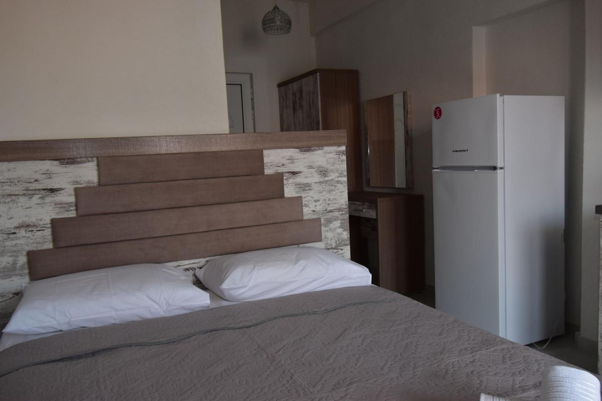 Apartments Miki Polychrono Ngoại thất bức ảnh